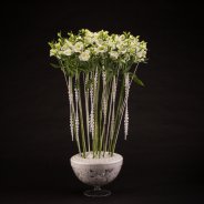 flower arrangement idea - white alstroemeria with pearls