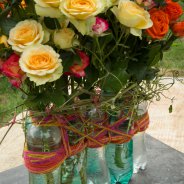 Recycle design with spray roses from Interplant Roses - close-up