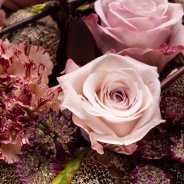 dark heart flower arrangement - Roos van Unen - Flower Factor
