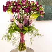 Purple Alstroemeria bouquet by Pauline Brouwer - photo Flower Factor