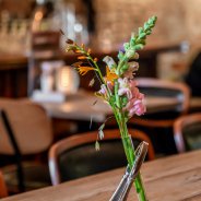 Nutcracker vase - Pim van den Akker - Flower Factor
