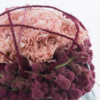 Bolvormig anjer arrangement