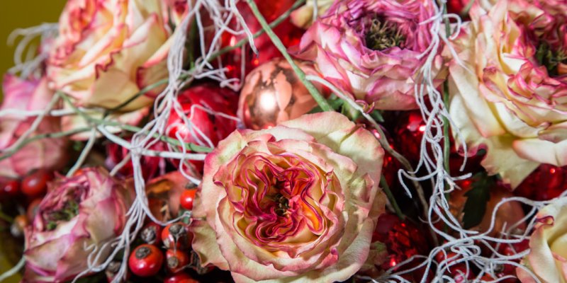 Christmas balls and roses