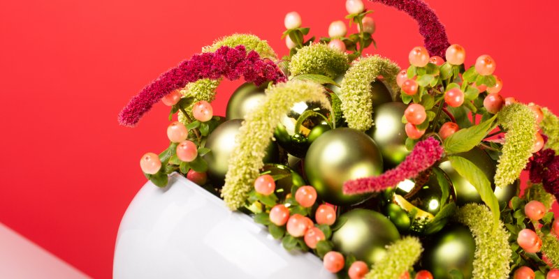 Frame made out of Christmas baubles