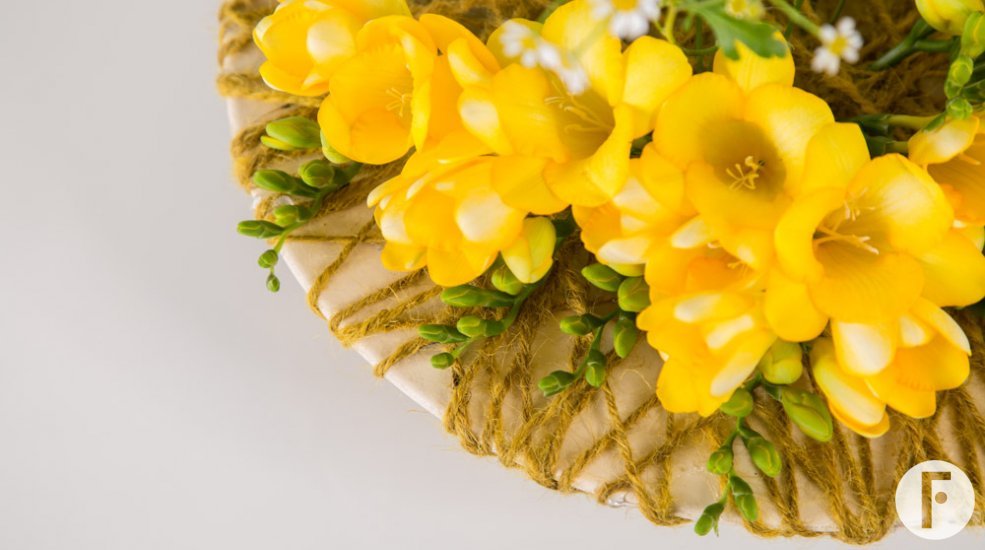 close up vrolijk Freesia 'tuintje' van Chantal Vollenbroek