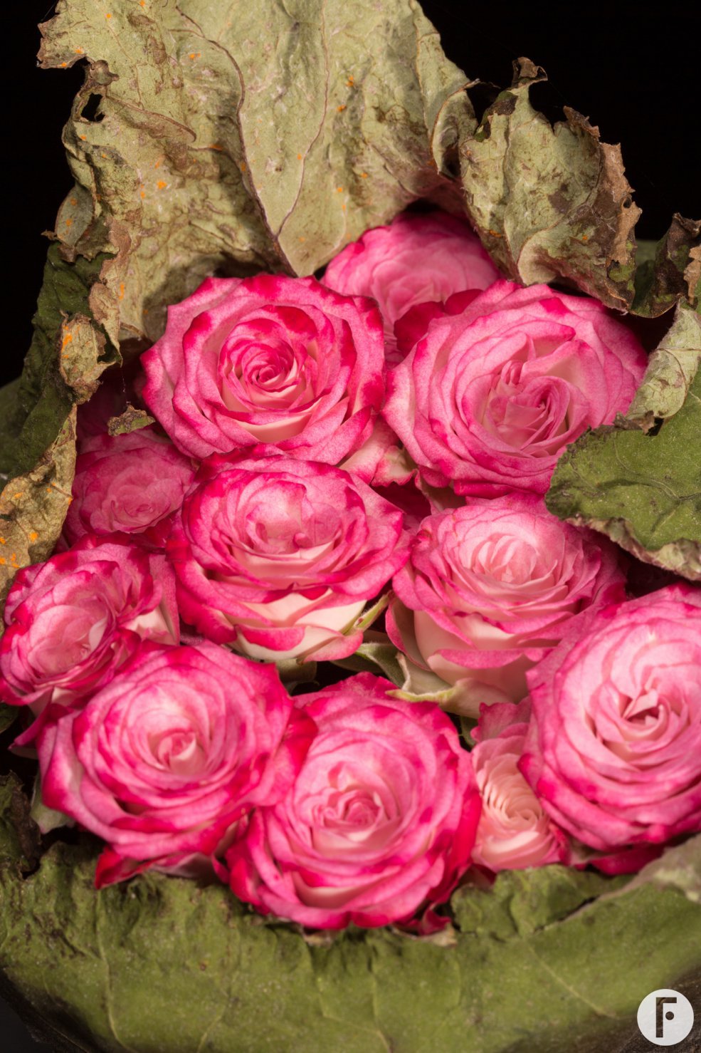 Bijzonder bloemwerk met trosrozen