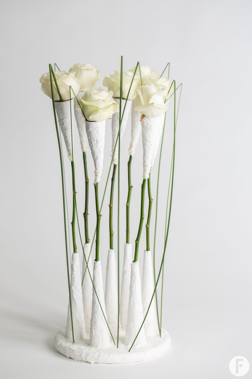 Kerstbloemwerk Avalanche rozen - Pim van den Akker - Flower Factor