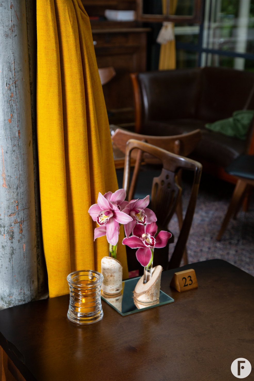 Cymbidium table decoration - Pim van den Akker - Flower Factor