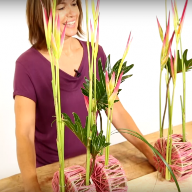 Tafelarrangement met Heliconia's