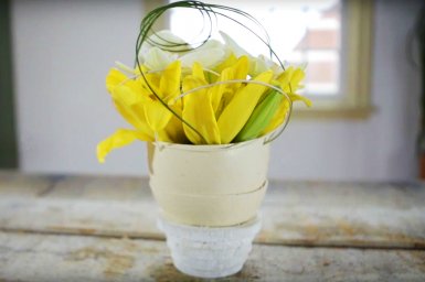 Elegant Paasstuk met struisvogelei