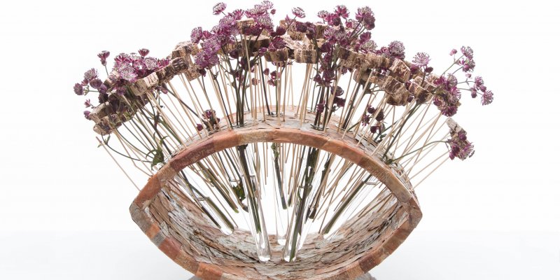 floraal object van berkenbast 