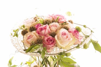 Romantisch bloemwerk met rozen