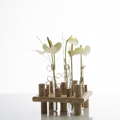 Fresh Anthurium design with OSB and cork