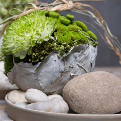 Een 'stenen' landschap van bloemen