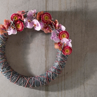 Funeral wreath with black paper