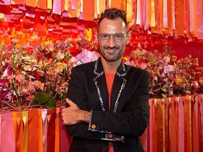  Five emotions of Alex Segura