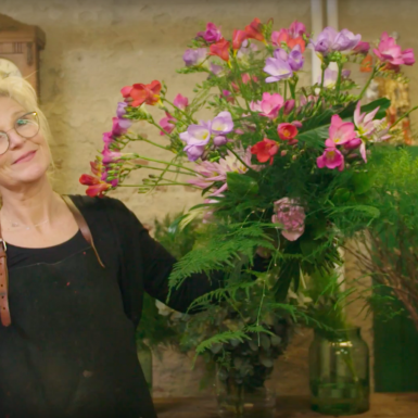 a FreestyleFreesia bouquet