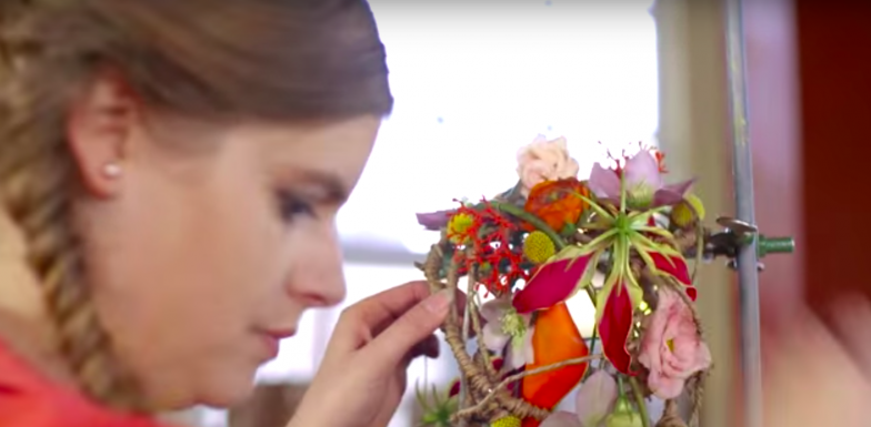 Hanneke Frankema creates a colorful bridal bouqet